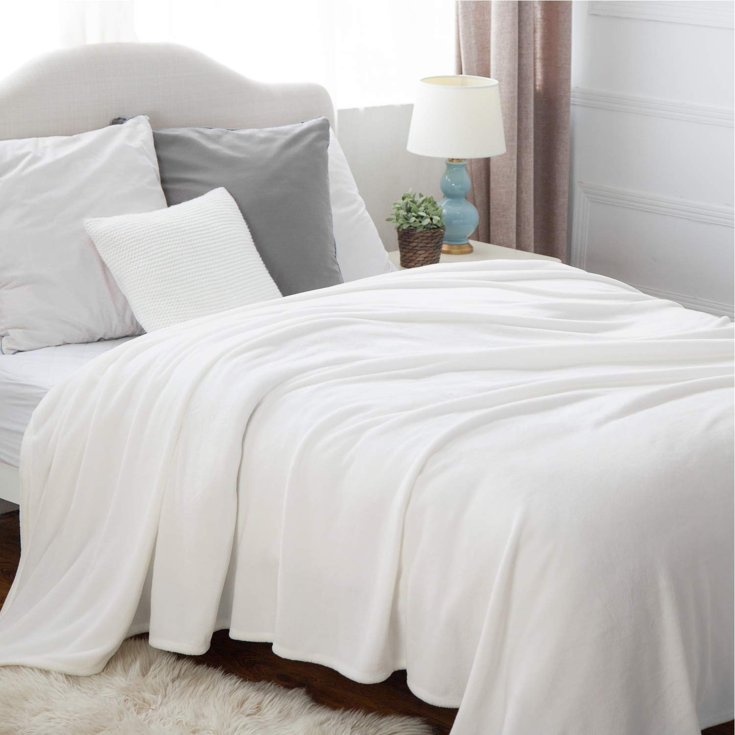 Bedsure gentlesoft close-up fabric texture highlighting plush microfiber softness