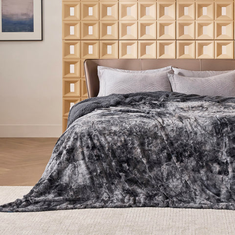 Bedsure folded front view showing plush texture and neat edges for cozy appeal