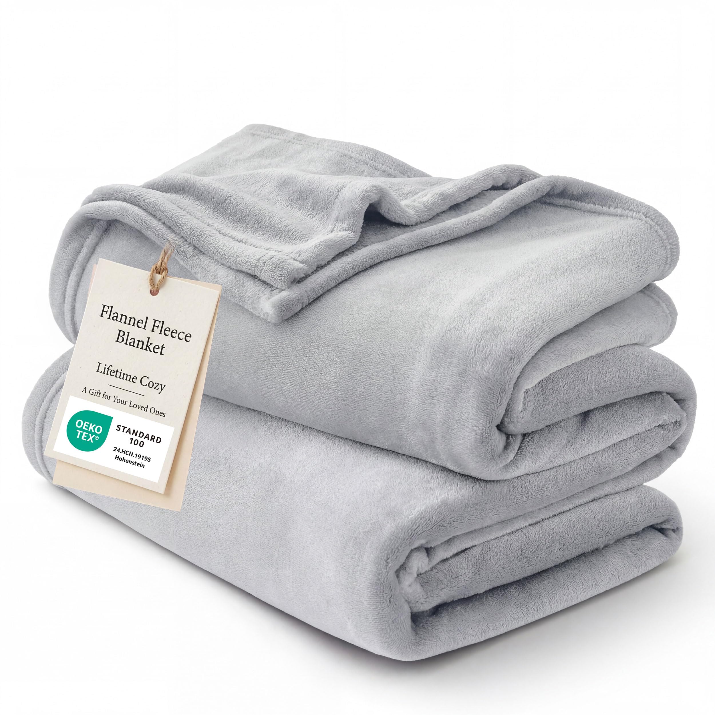 Bedsure GentleSoft front packaging showing blanket and size, highlights gift-ready presentation