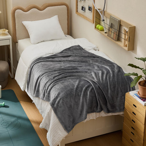 Bedsure GentleSoft front spread grey showing full Twin XL coverage and cozy warmth