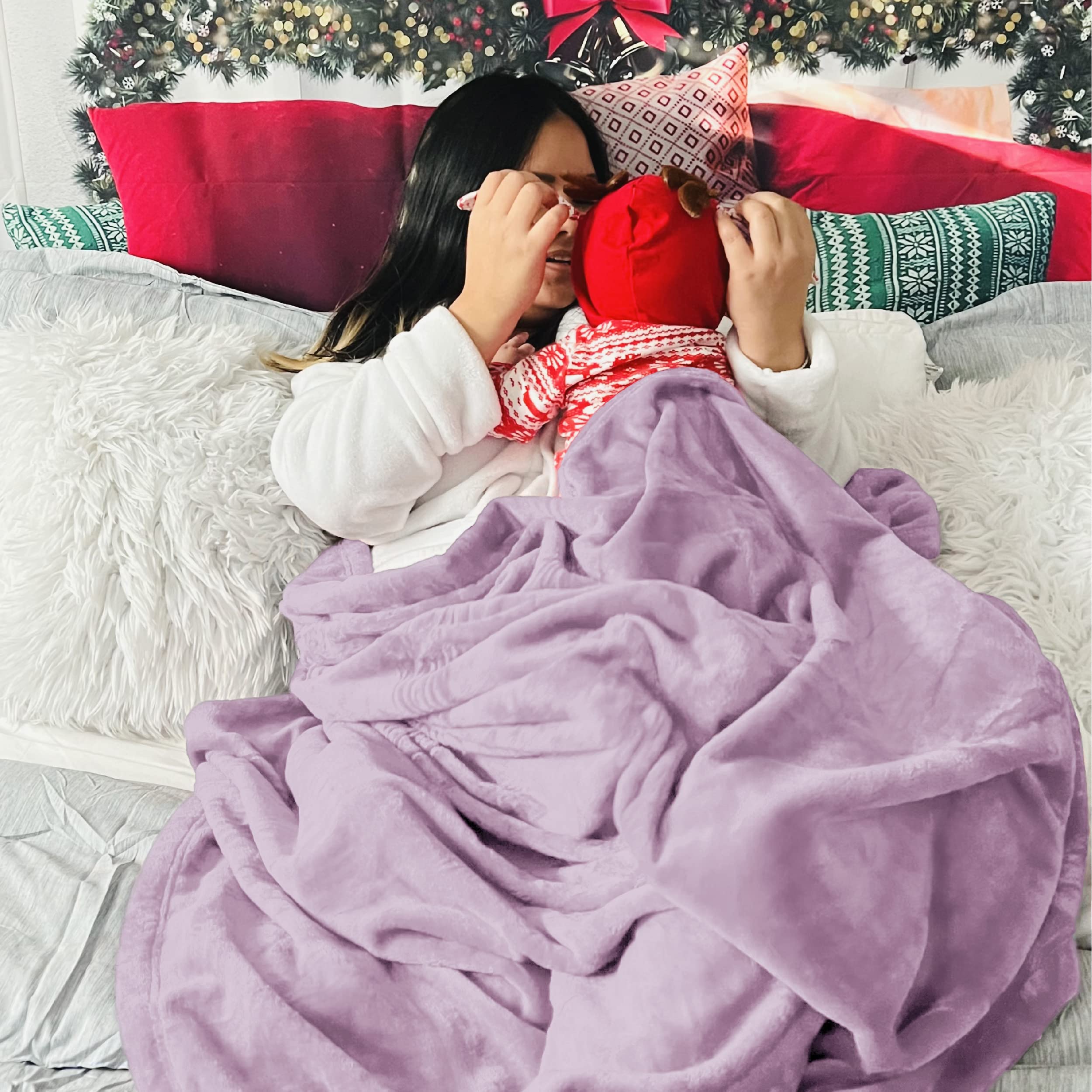 Bedsure GentleSoft draped for pet use showing pet comfort and durability