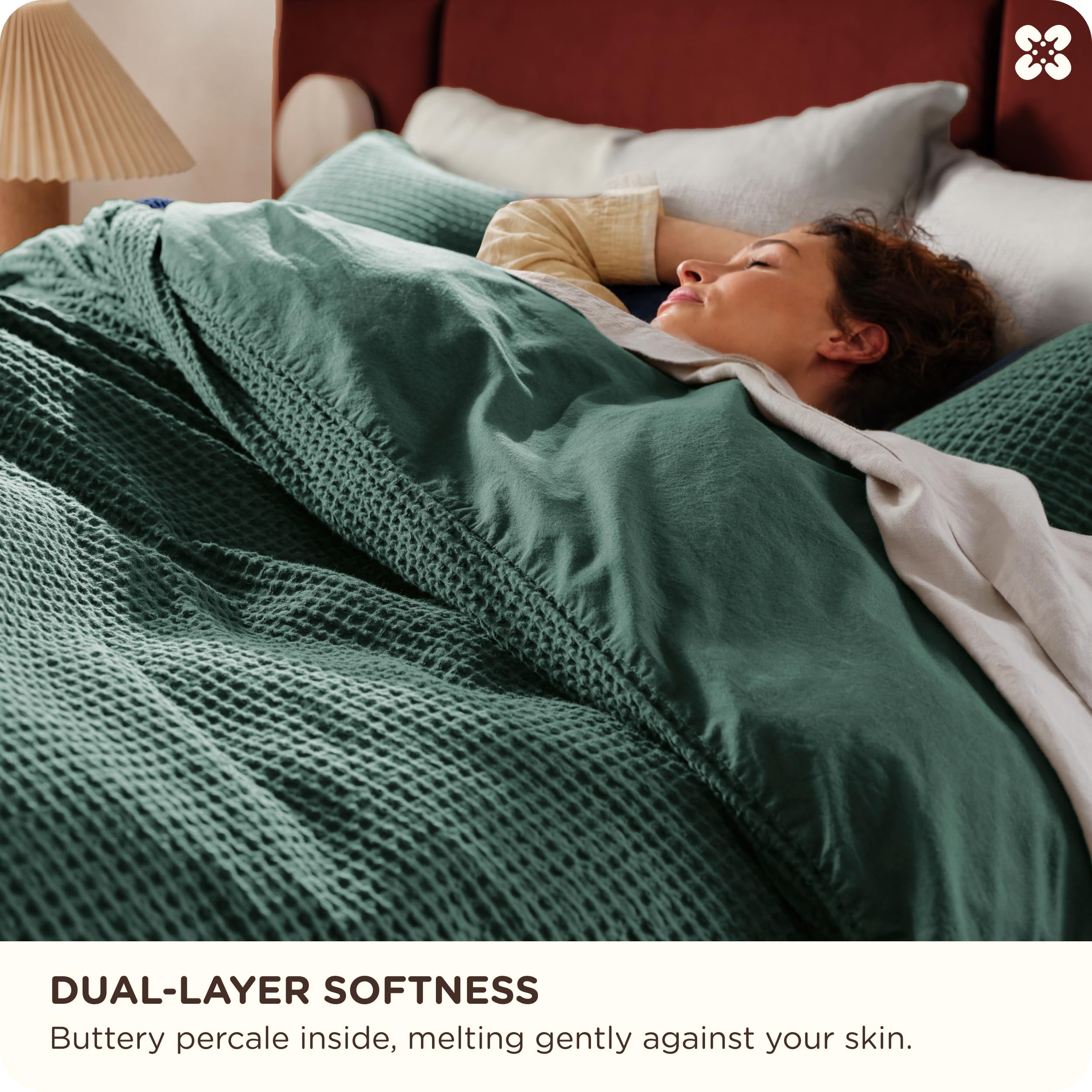 Bedsure hidden button closure close-up keeping duvet neatly secured