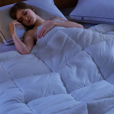 Bedsure comforter in dryer demonstrating easy-care tumble drying