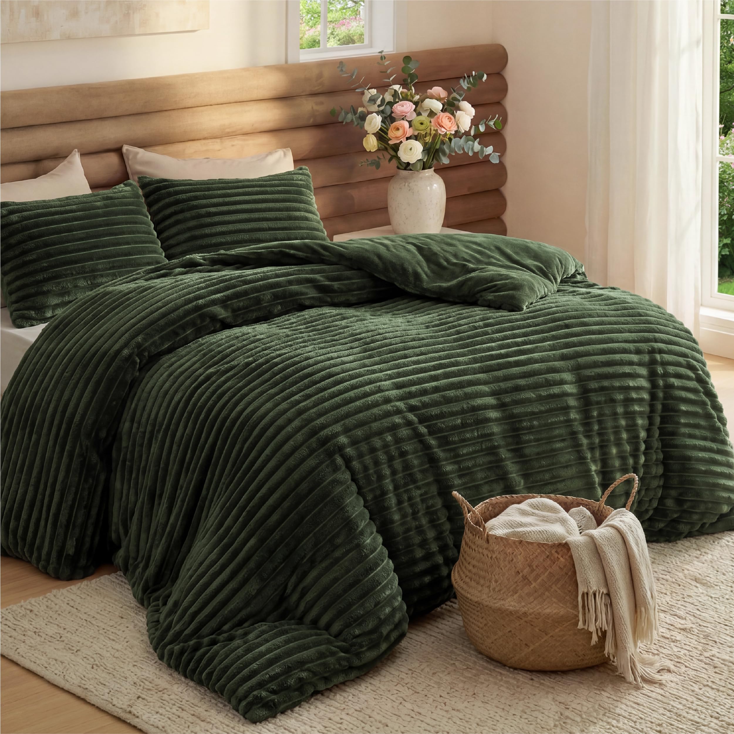 Bedsure king comforter front view showing full bed coverage and cozy appeal