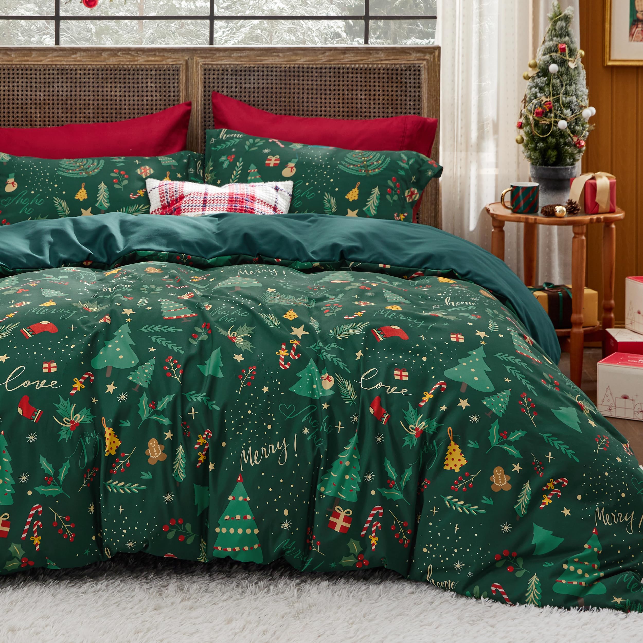 Bedsure king duvet cover front view showing festive design and cozy appeal