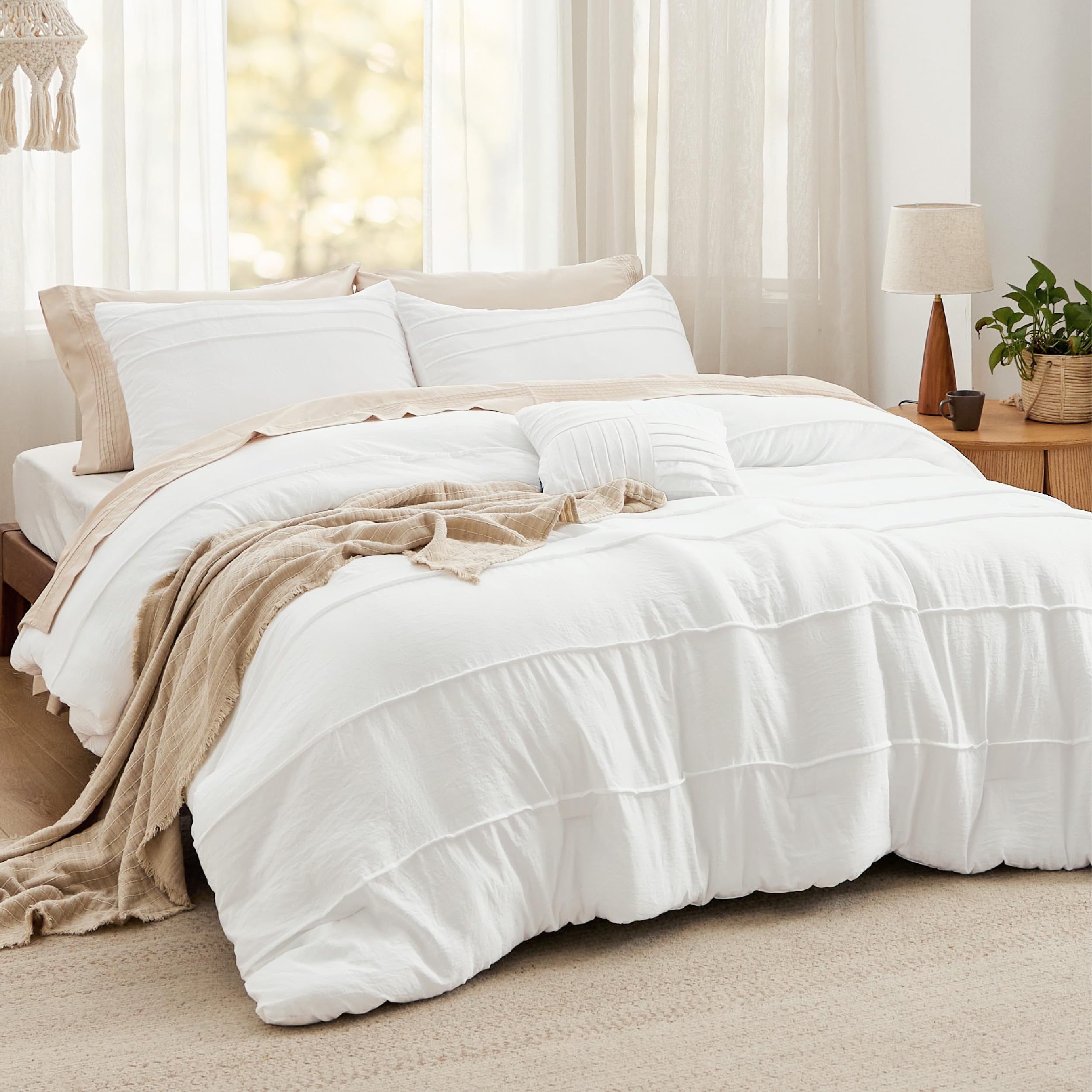 Bedsure tight shot of microfiber surface showing soft touch and quiet comfort