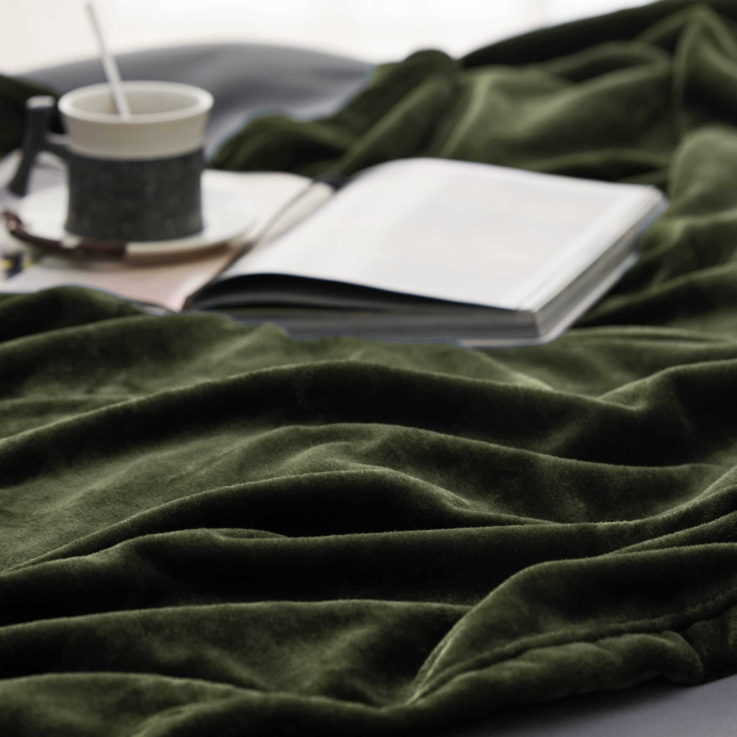 Bedsure folded and packaged blanket ready for gifting with neat presentation