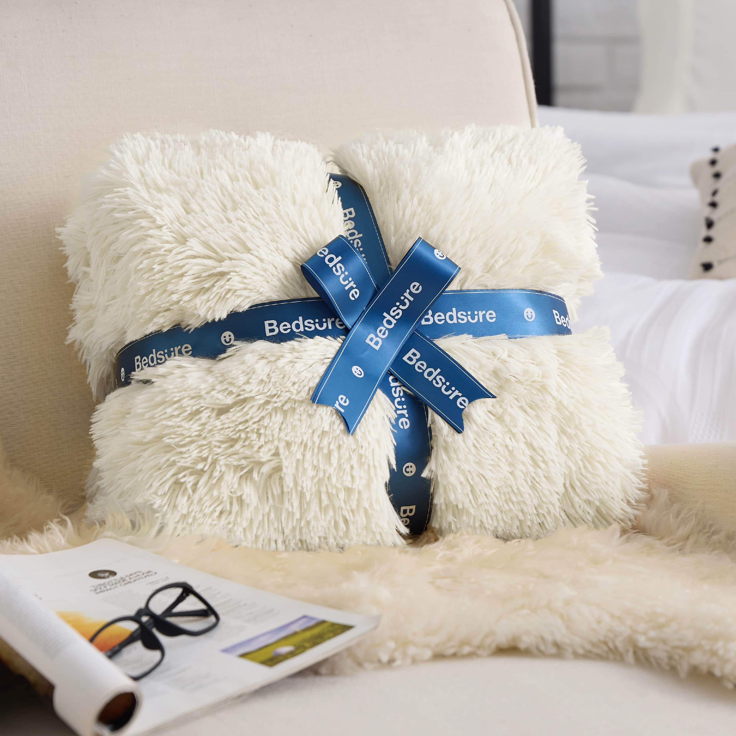Bedsure packaged gift wrap presentation ready for gifting and convenience