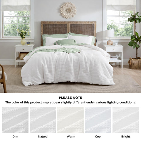 Bedsure folded in packaging showing easy storage and gift-ready presentation