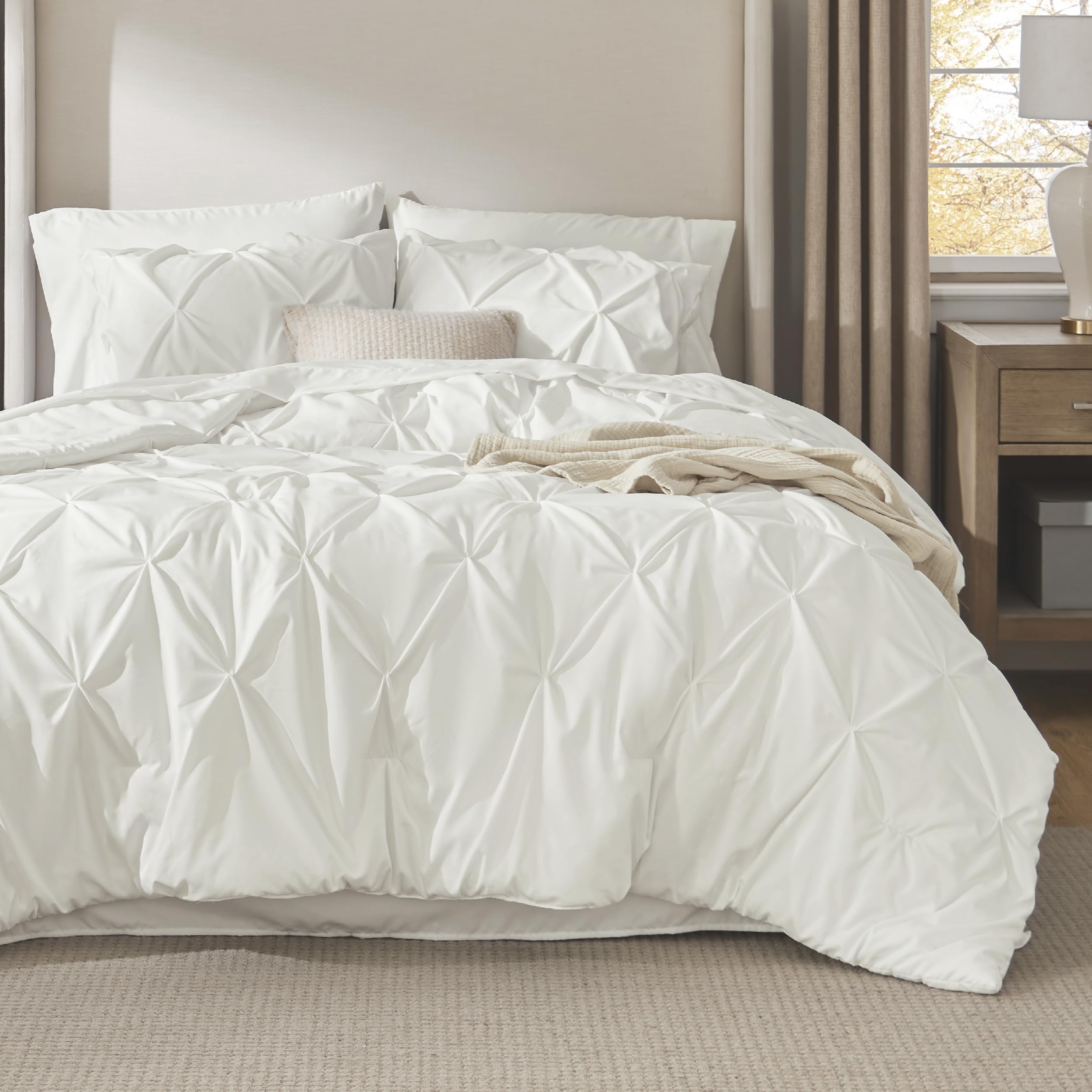 Bedsure pinch pleat design detail highlighting textured elegance and depth