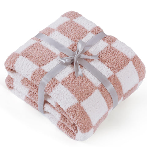 Bedsure close knit detail showing plush microfiber and cozy touch benefit