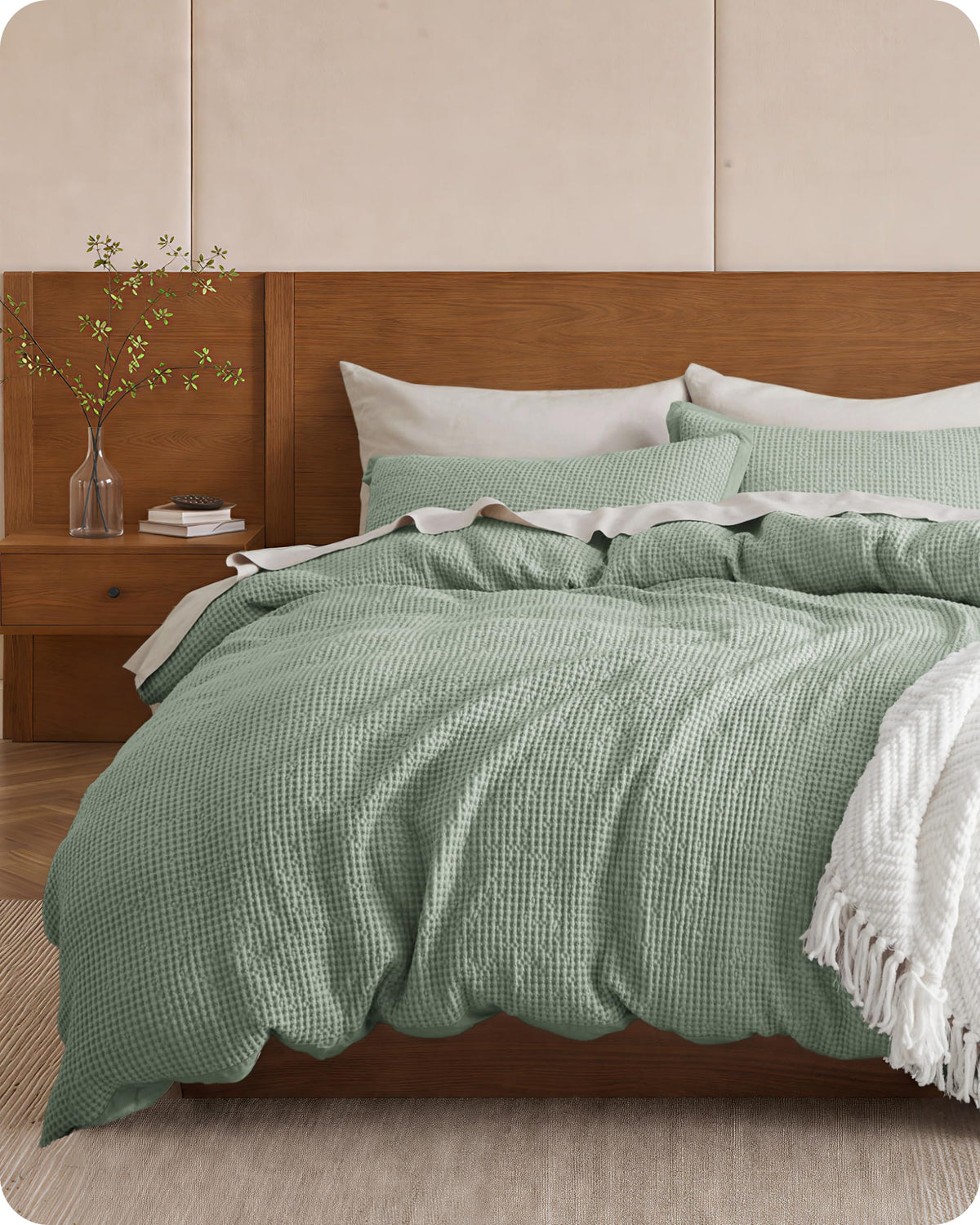 Bedsure king duvet cover front view showing neat edges and relaxed waffle texture for a refined look