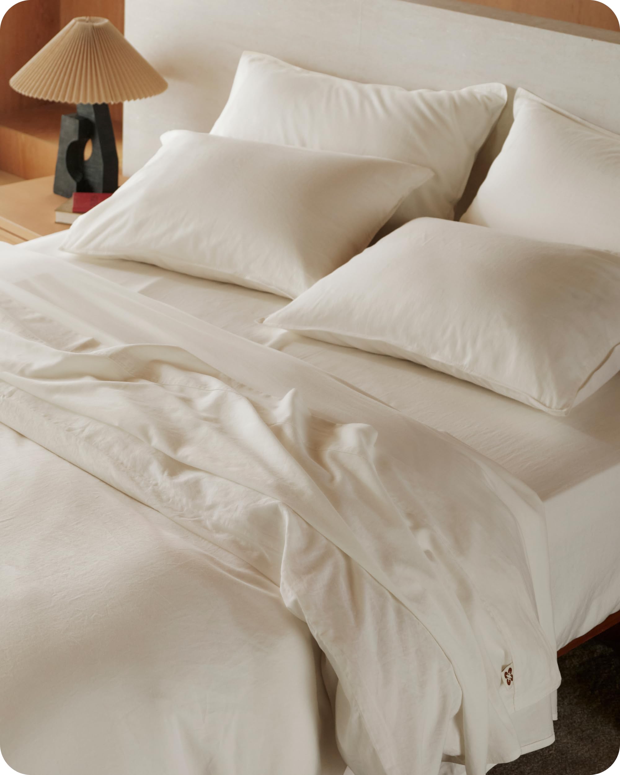 Bedsure sheets on mattress with ruler showing deep 17-inch pocket fit
