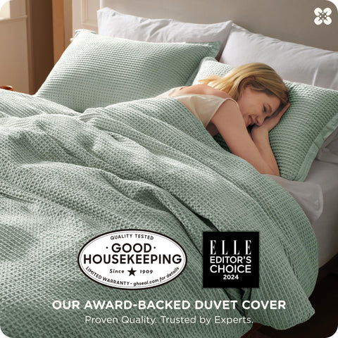 Bedsure close-up of waffle weave texture highlighting breathable cotton and soft hand feel