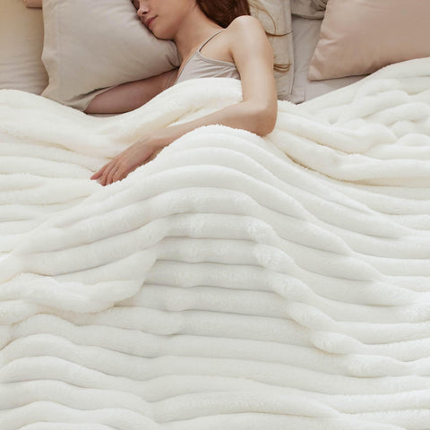 Bedsure queen blanket front packaging showing clean white finish and convenience