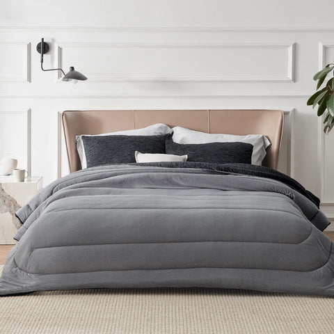 Bedsure quilted fill detail showing durable stitching and even loft benefit