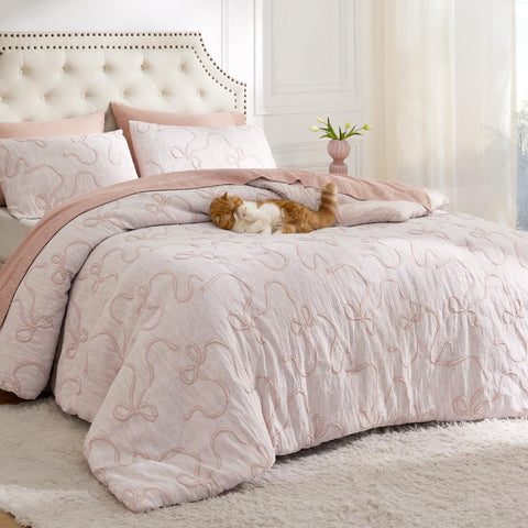 Bedsure comforter flipped to show prewashed breathable backing benefit