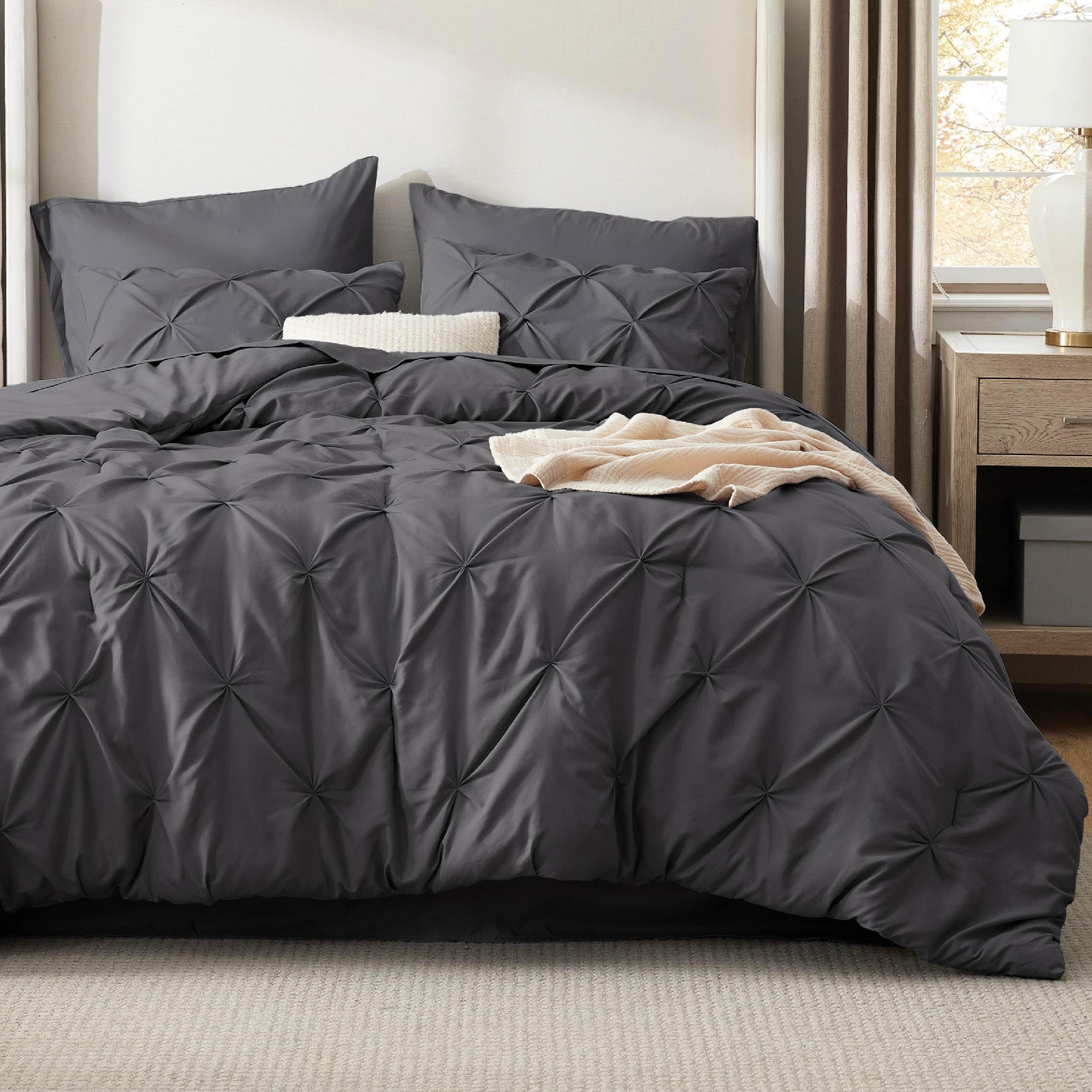 Bedsure sheet set flat lay showing coordinated pieces and smooth finish