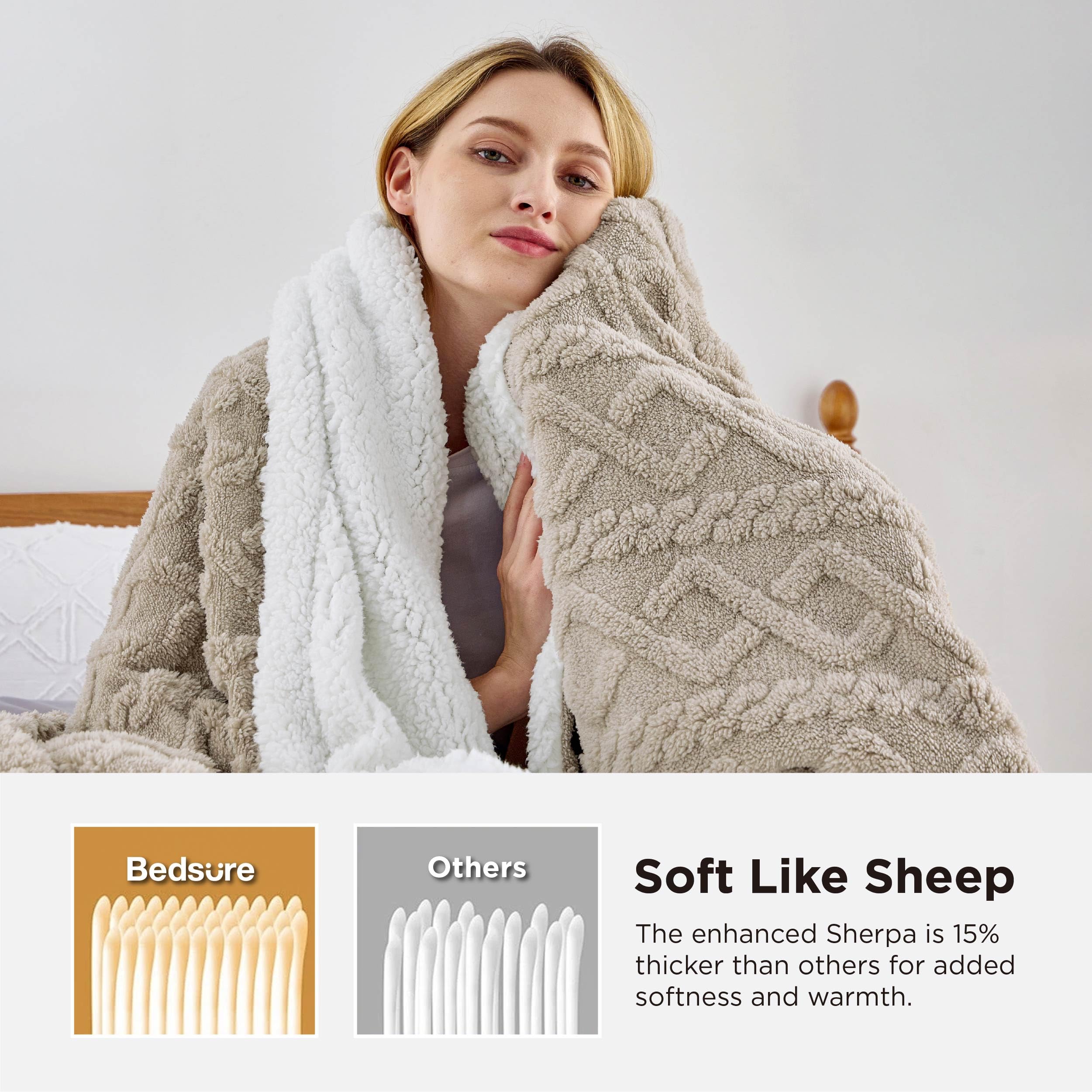 Bedsure smooth sherpa side detail conveying soft touch and snuggle comfort benefit