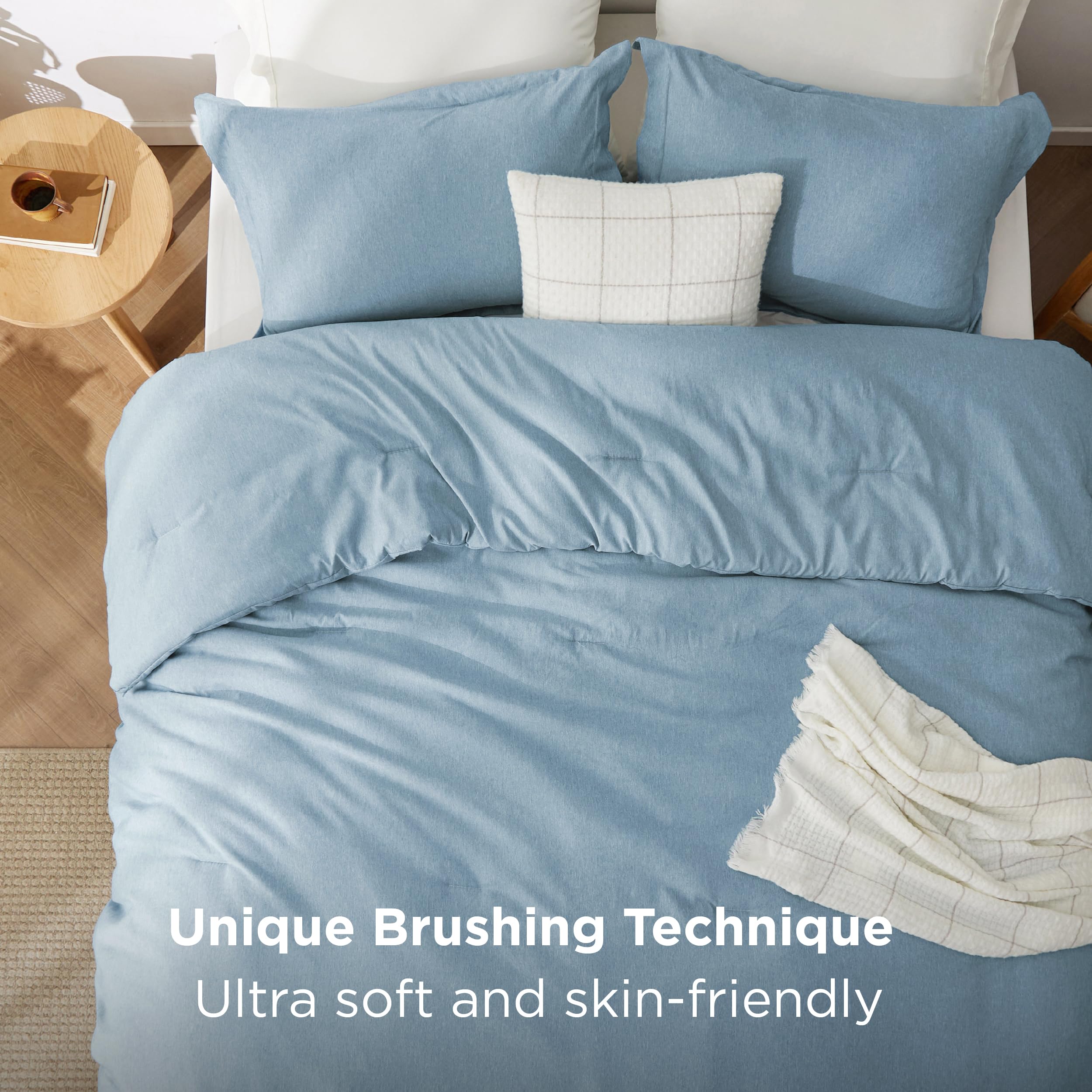 Bedsure close-up of brushed microfiber texture for ultra-soft comfort