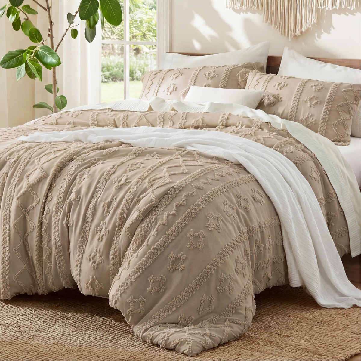 Bedsure front view of king comforter showing boho design and cozy appeal