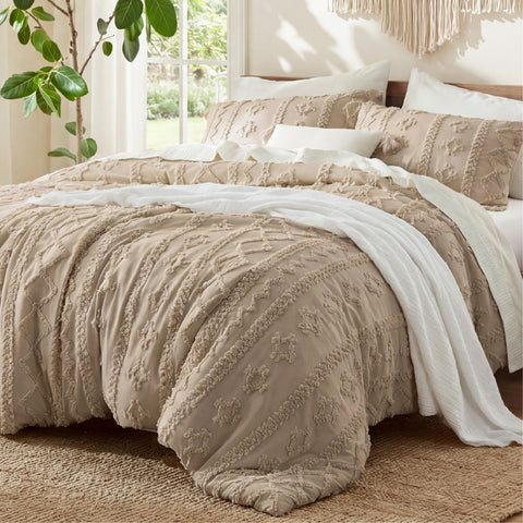Bedsure front view of king comforter showing boho design and cozy appeal