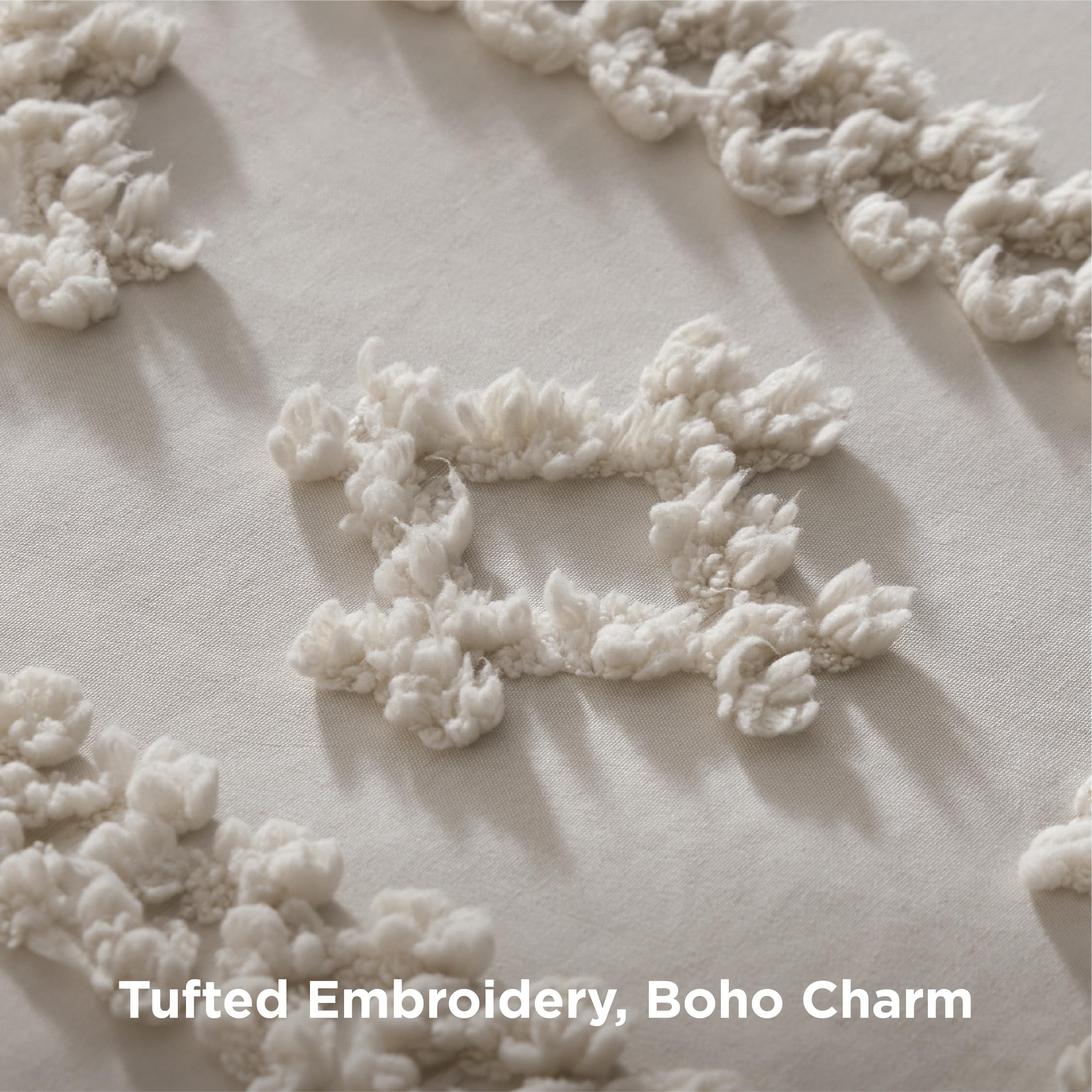 Bedsure close-up of embroidered tufts highlighting texture and visual depth