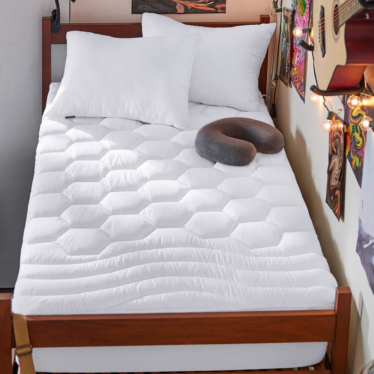 Bedsure front view of Twin XL mattress pad showing fitted skirt and clean white finish for secure fit
