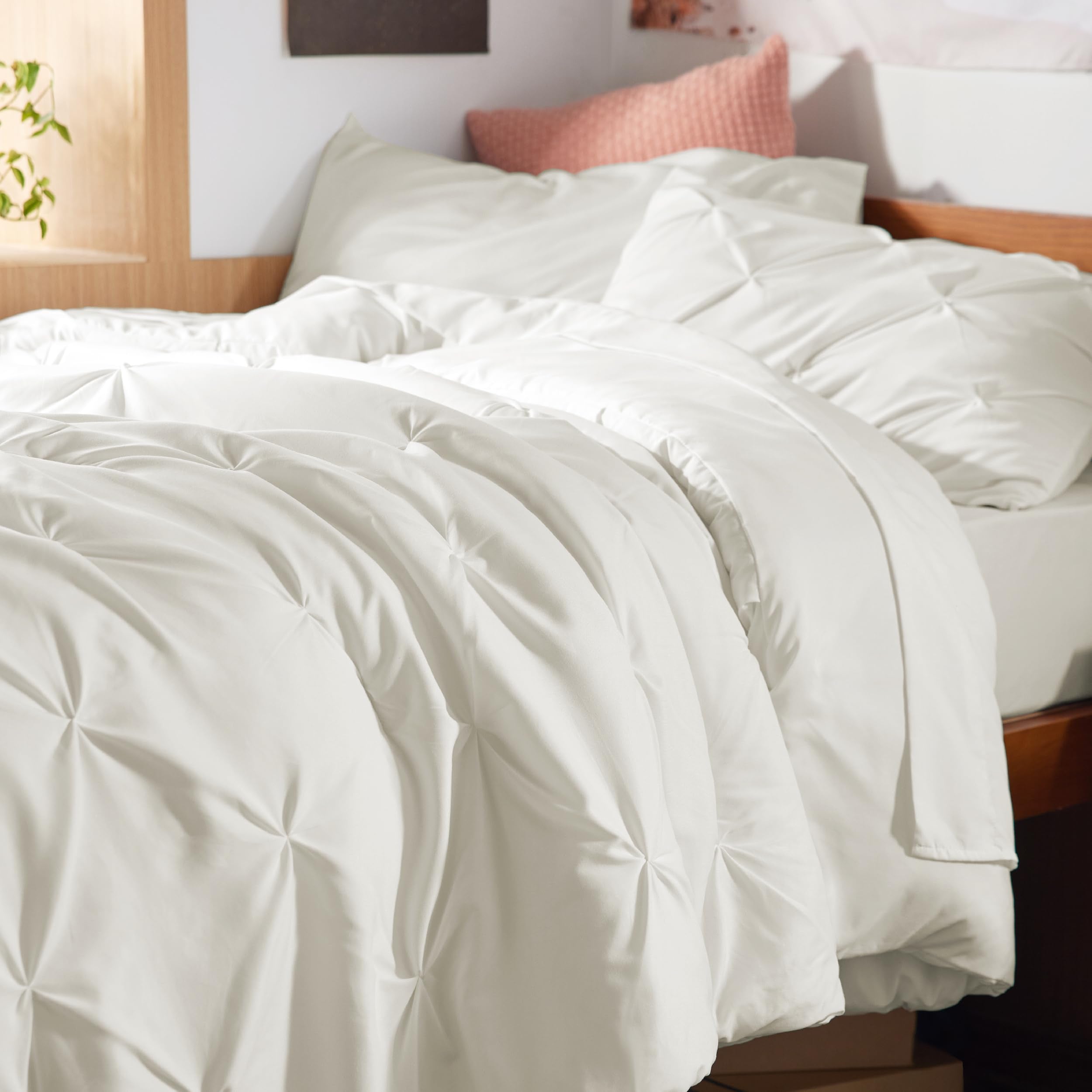 Bedsure pillow shams and seams detail showing coordinated finish and durability