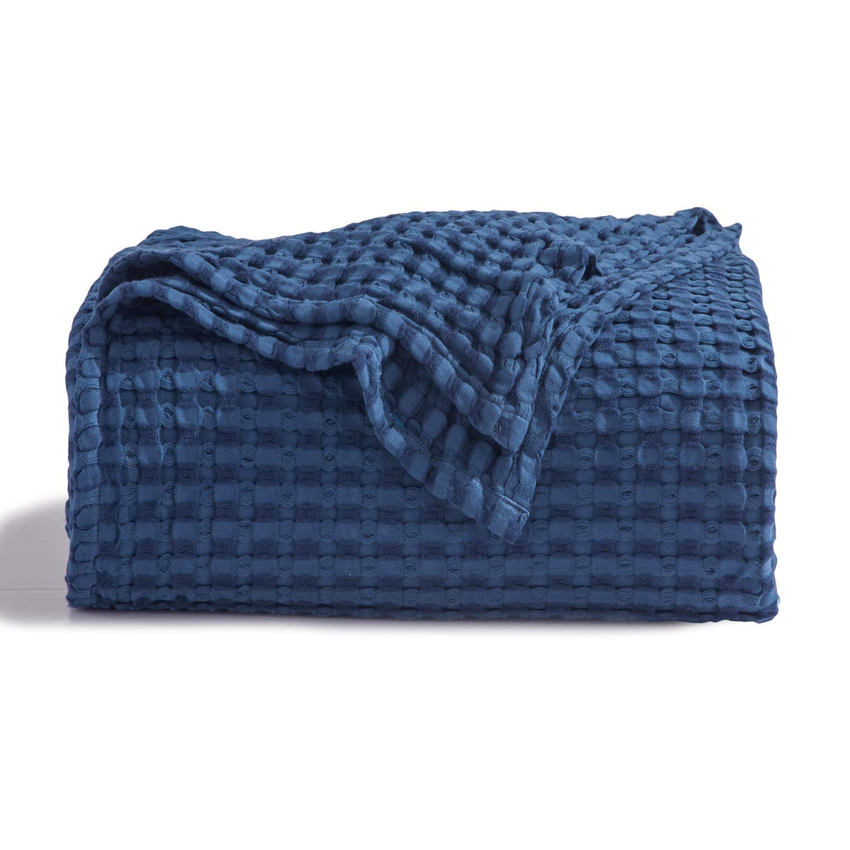 Bedsure navy blanket front packaging shows brand and gift-ready presentation benefit