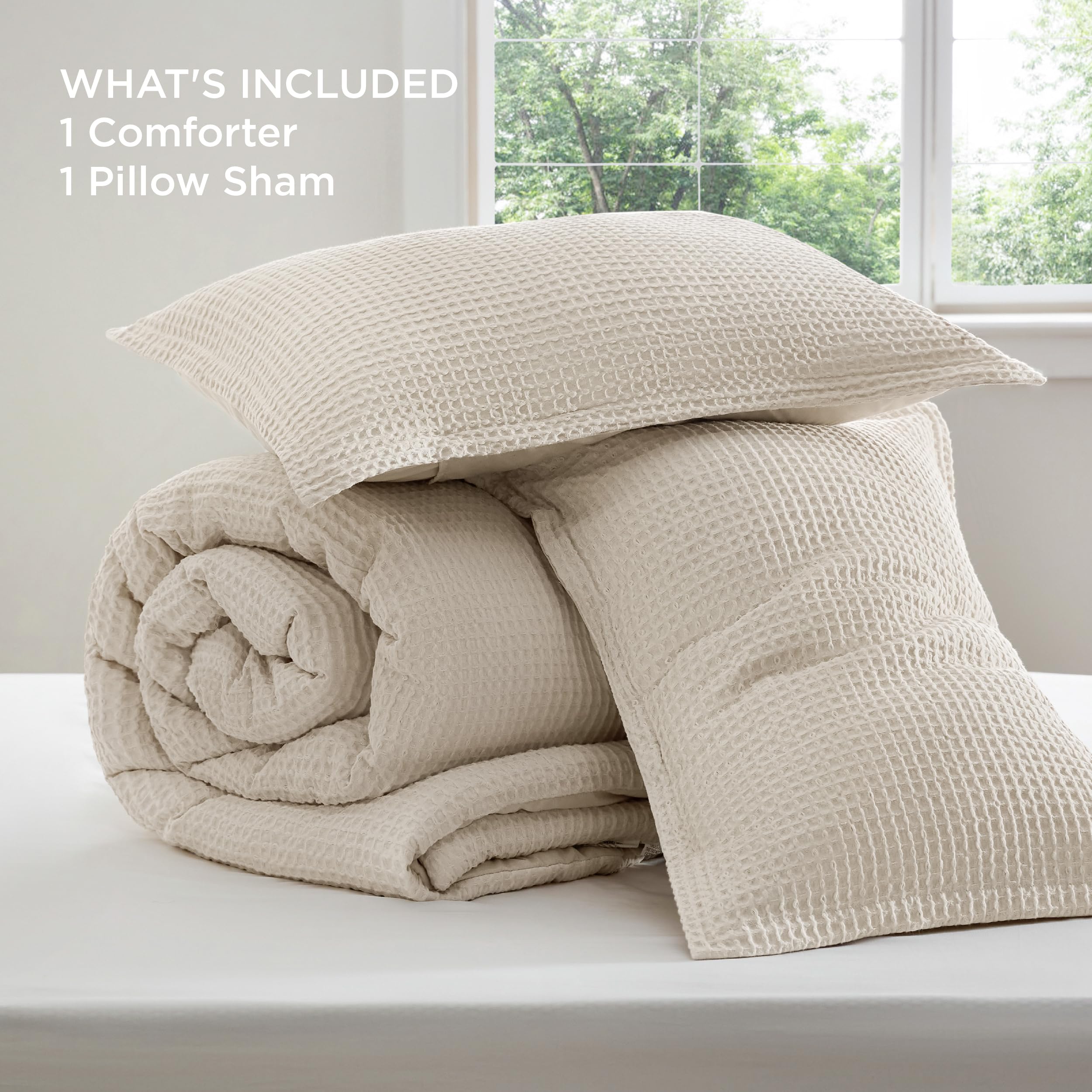 Bedsure seam and edge stitching close-up showing durable construction and neat finish