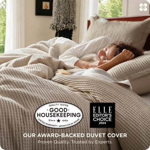 Bedsure waffle texture close-up highlighting breathable cotton weave benefit