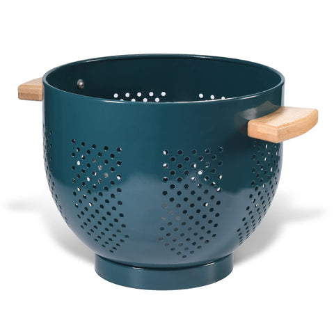BeFare colander front view showing green powder-coated finish and stable base for easy draining