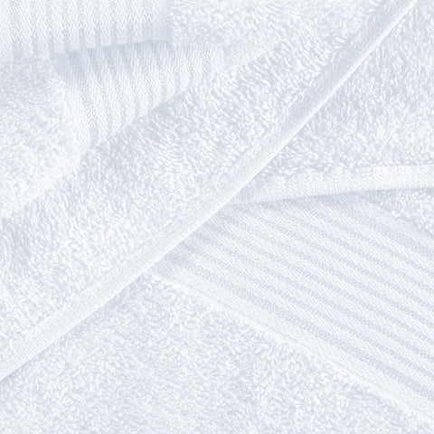 Belizzi Home oversized bath towel flat lay highlighting size and coverage benefit