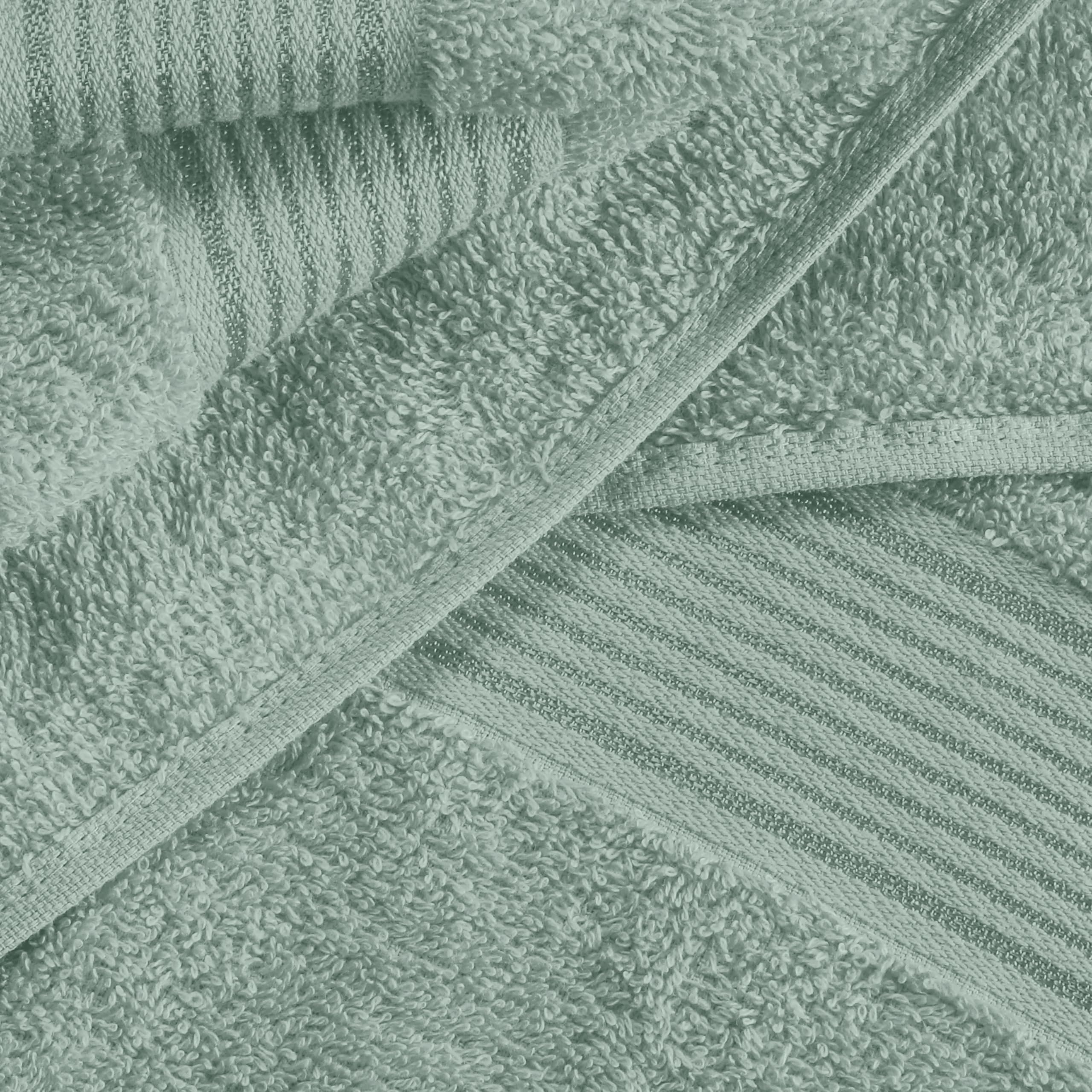 Belizzi Home oversized bath towel spread flat demonstrating coverage and absorbency