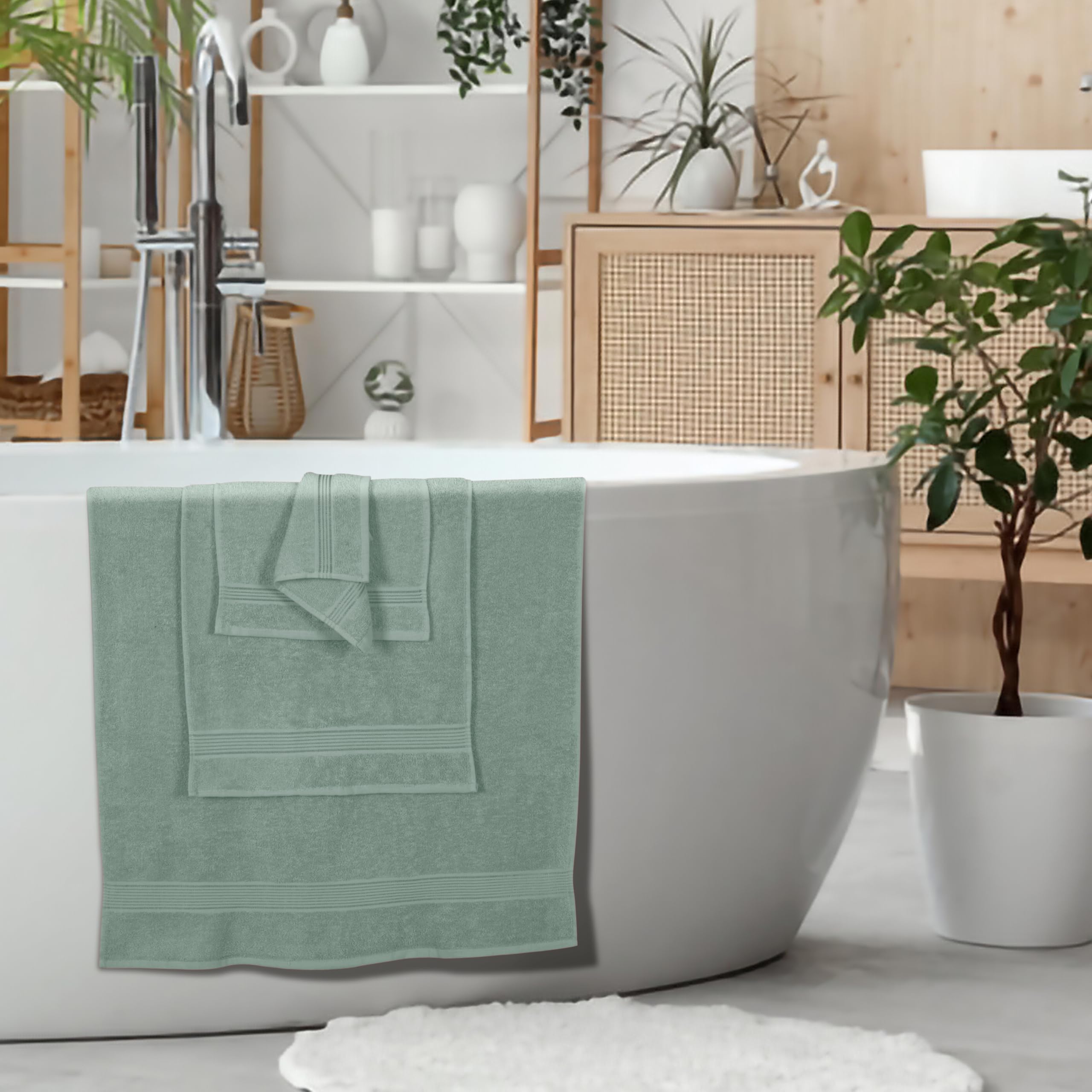 Belizzi Home cotton weave macro showing fiber texture and breathable quick-dry benefit