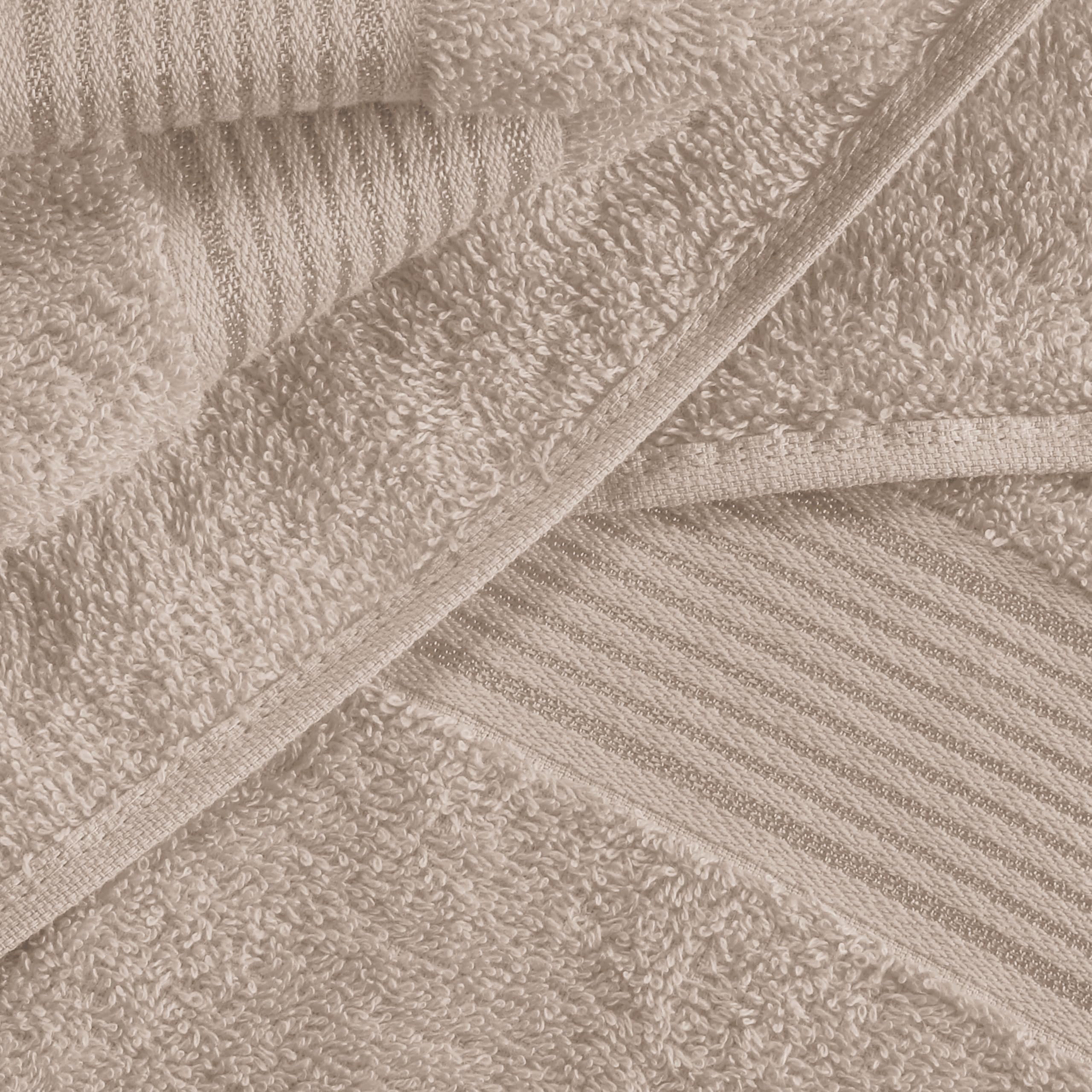 Belizzi Home folded bath towel detail highlighting soft cotton texture