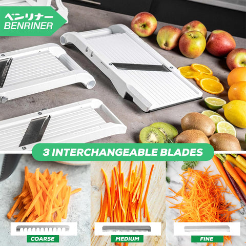 Benriner large open handle detail for comfortable grip and safer slicing