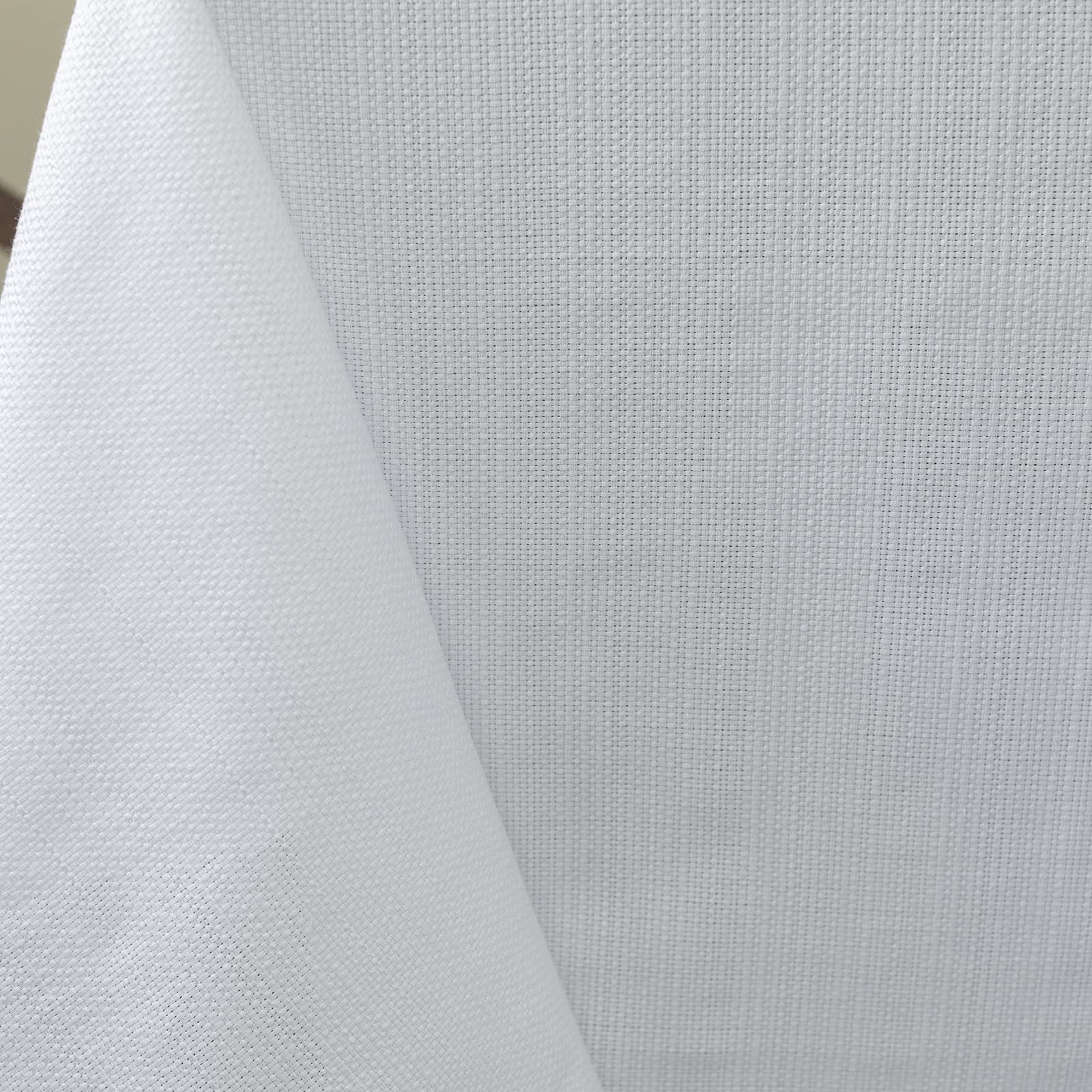 Benson Mills corner detail displaying true-rectangle sharp corner and tidy edge