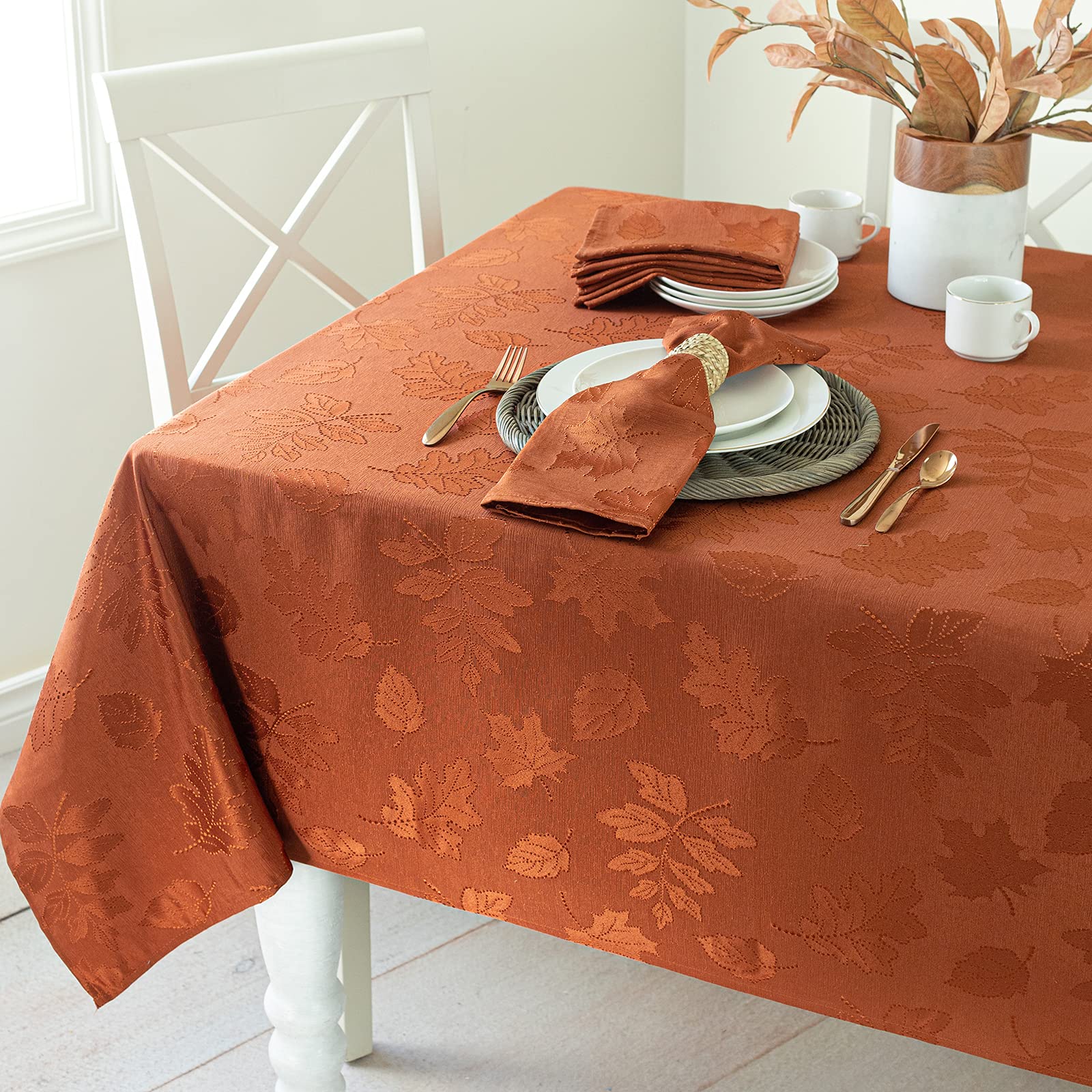 Benson Mills corner detail showing rectangular cut and hem durability