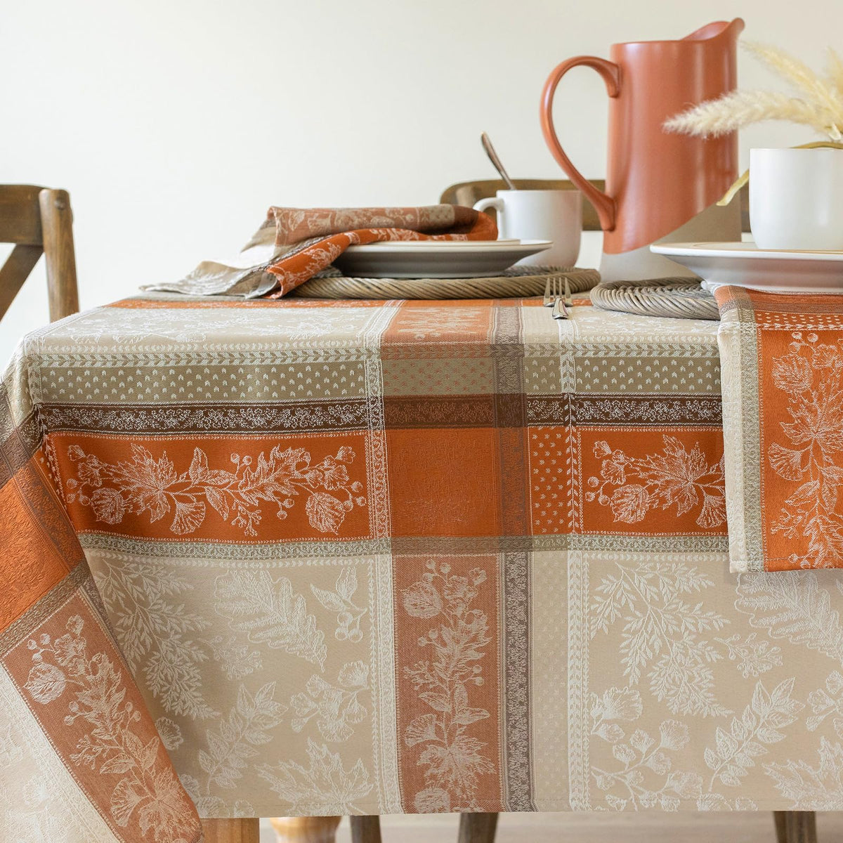 Benson Mills front view showing full fall pattern and polished table presence