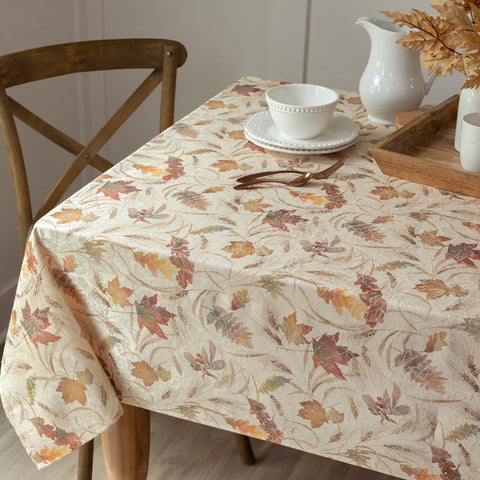 Benson Mills close corner edge showing rectangular cut and neat drape over table edge
