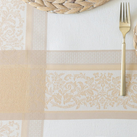 Benson Mills shows scale on a dining table to illustrate 60x120 overhang