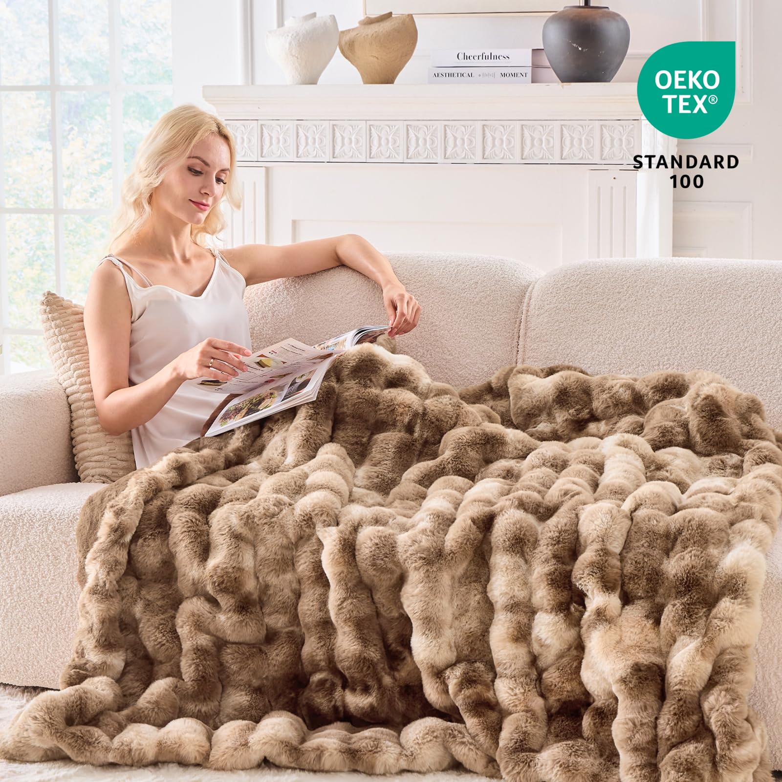 BENVWE close-up of bubble texture highlighting tactile plush comfort