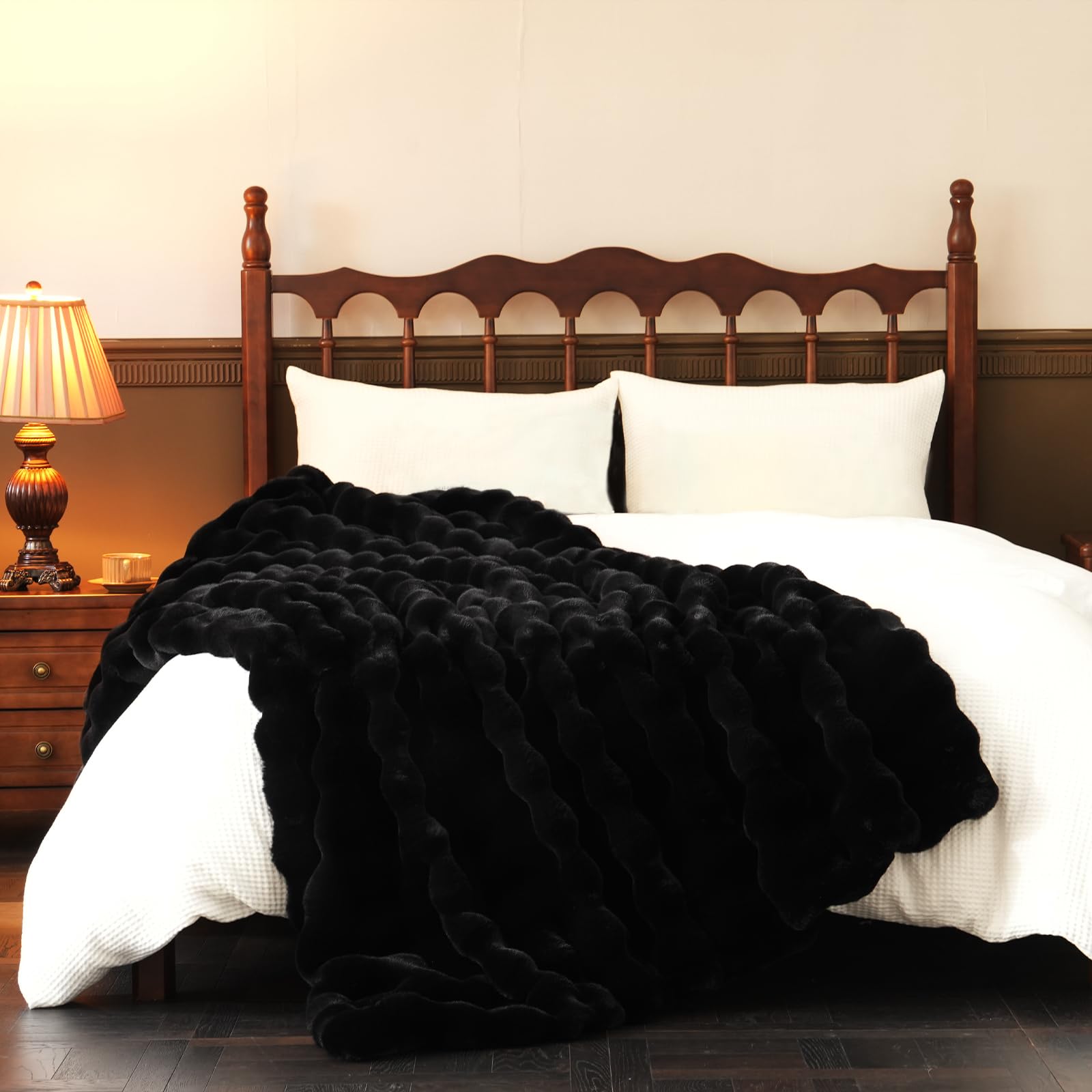BENVWE gift-wrapped throw demonstrating ready-made present convenience