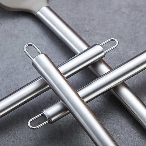 Detail of Berglander stainless-steel handle illustrating sturdy, rust-resistant build