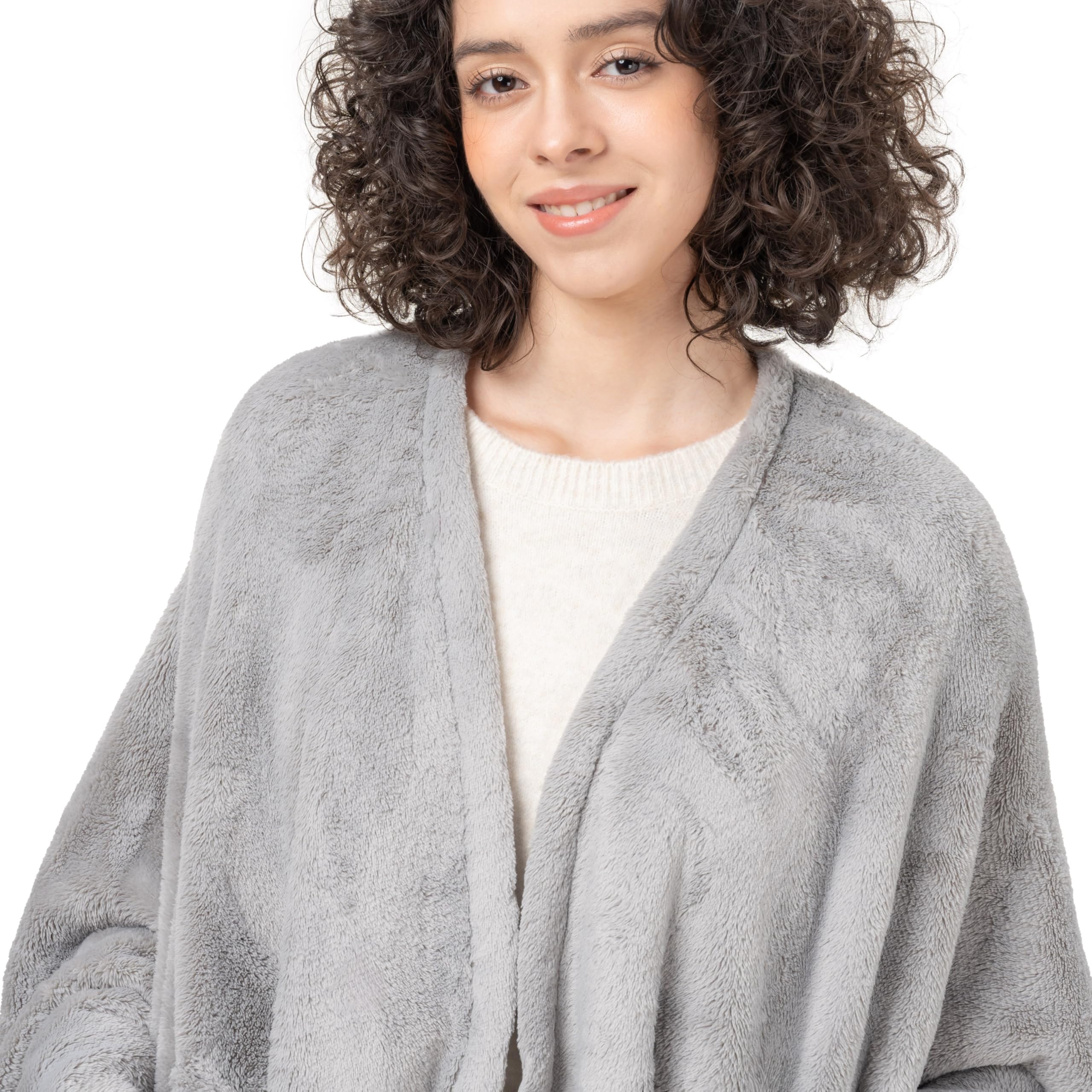 Berkshire Blanket label and size tag showing brand quality and one-size dimensions