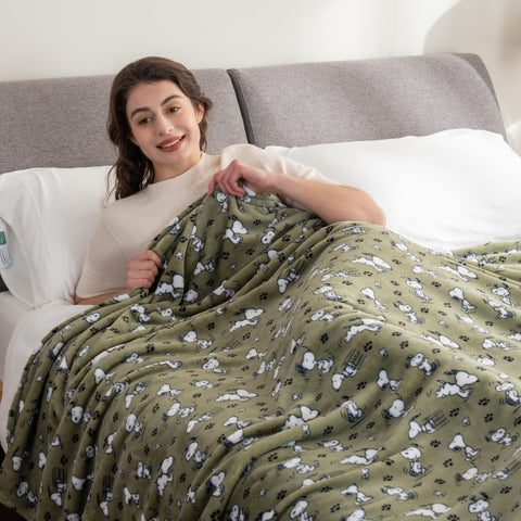 Berkshire Blanket loden green color swatch highlighting rich hue and lasting color