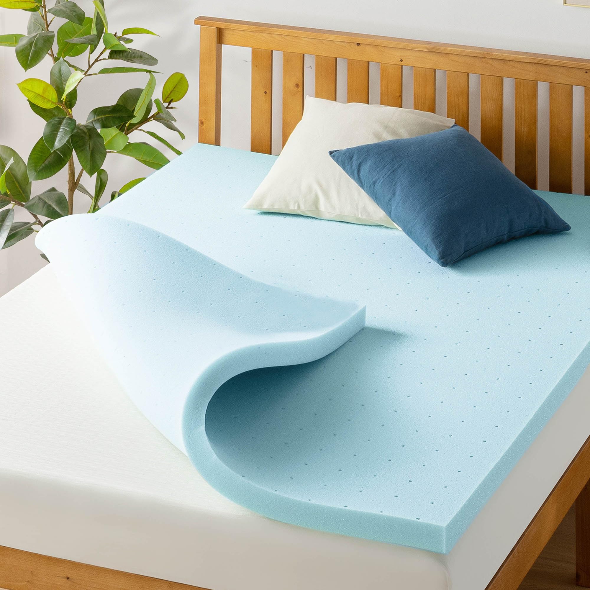 Best Price Mattress front packaging showing topper and brand, emphasizes easy setup