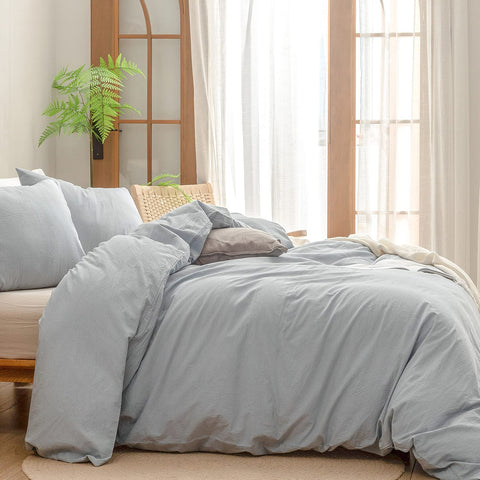 BESTOUCH interior hidden zipper and ties detail for secure duvet placement and neat bed